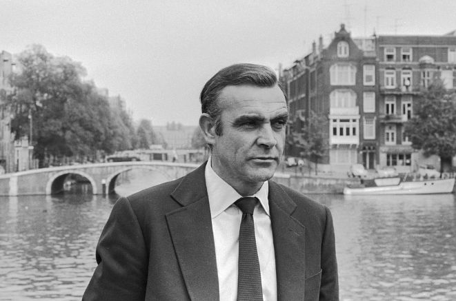 Does Bond have Polish roots?