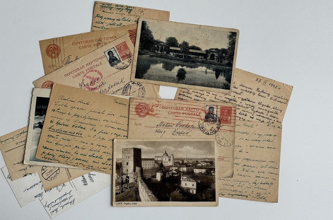 Polish roots – thanks to them, she received Polish citizenship and he received Pole’s Card